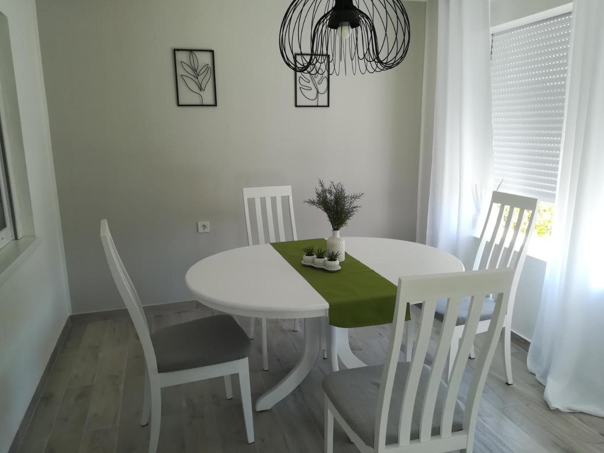 Apartmani Hermes Jadrija Eksteriør bilde