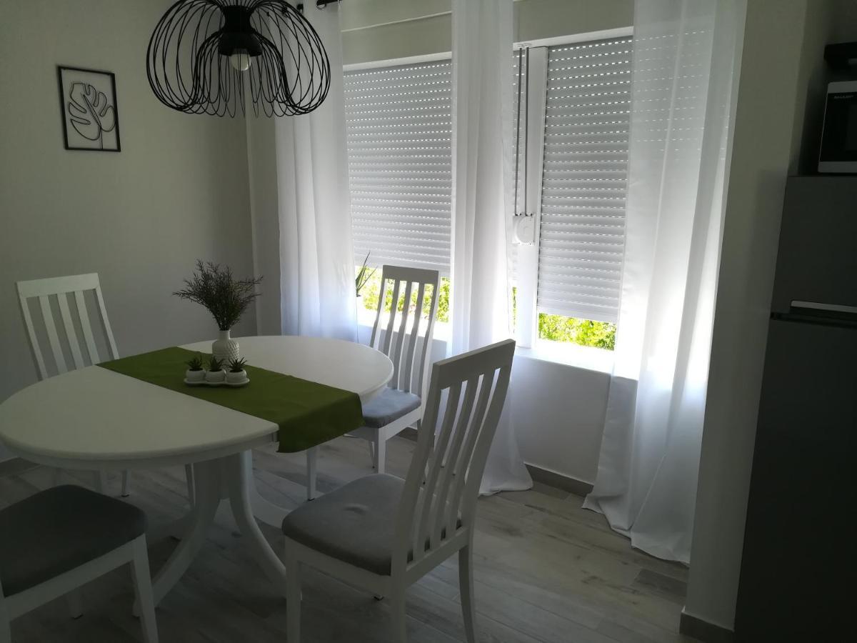 Apartmani Hermes Jadrija Eksteriør bilde